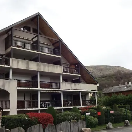 Arches - 2 Pieces Pour 6 Personnes 041 * Saint-Lary-Soulan